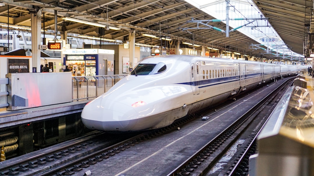 Shinkansen bullet train in Japan, featured image for the Tokyo to Kyoto booking guide